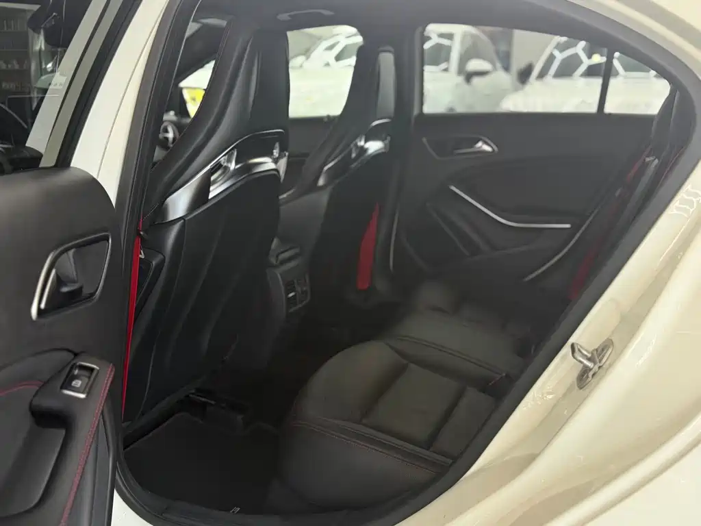 Mercedes-Benz A-Class AMG (Import) — фото 9