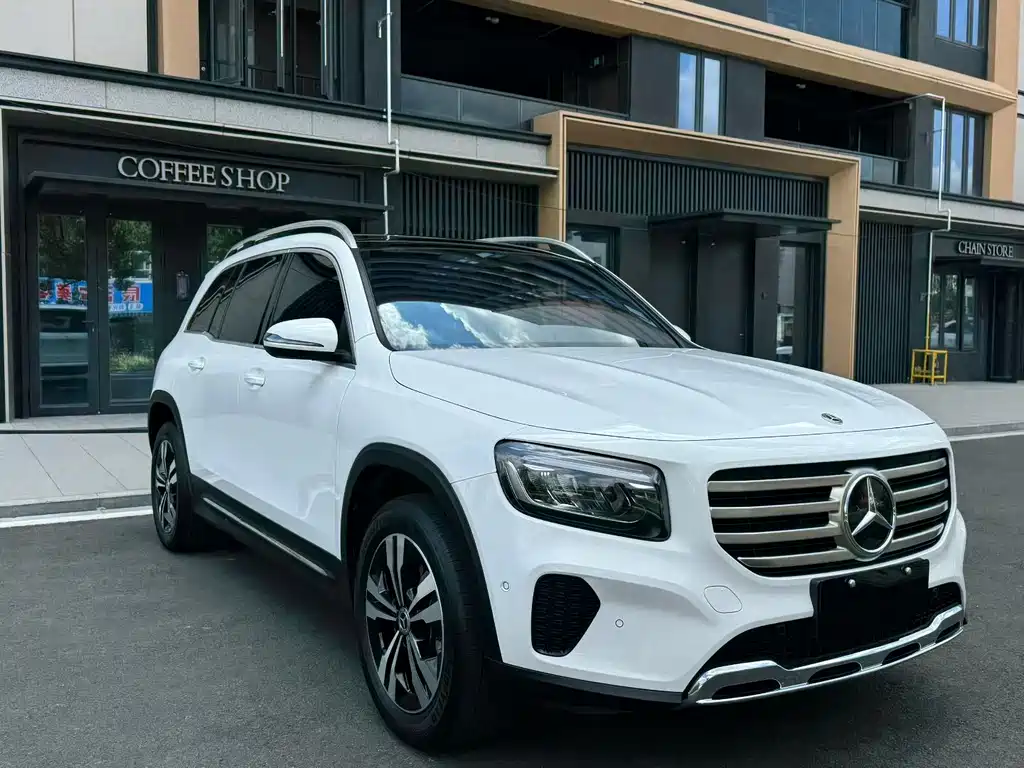 Mercedes-Benz GLB — фото 3