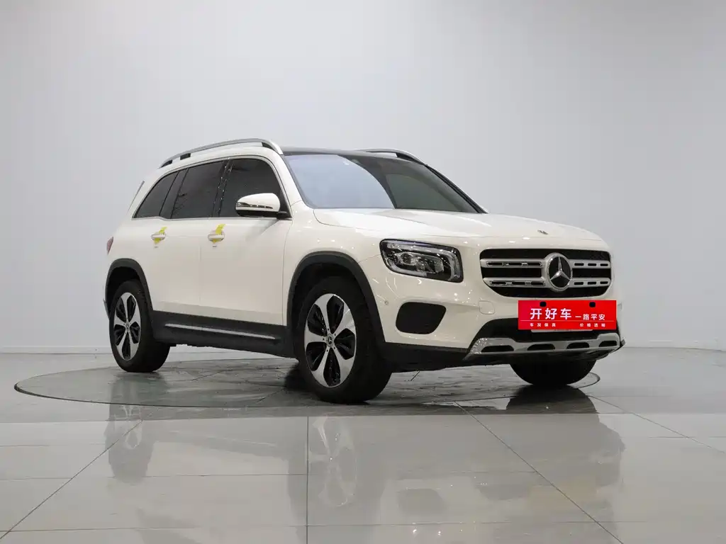 Mercedes-Benz GLB — фото 6