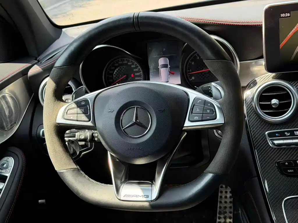 Mercedes-Benz GLC AMG — фото 13
