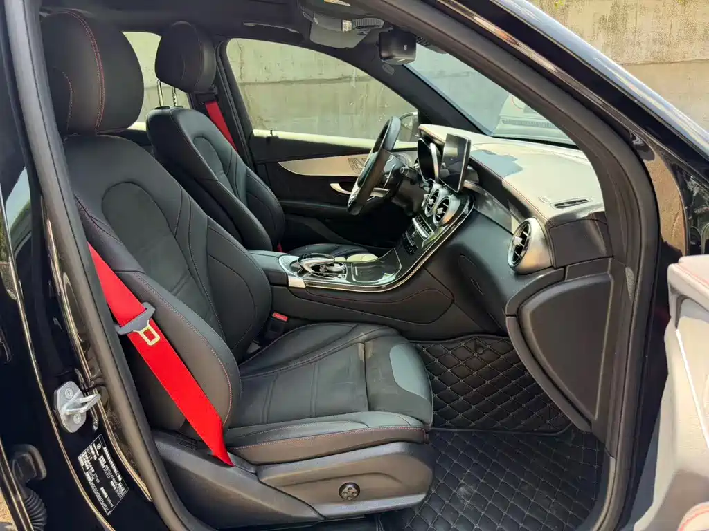Mercedes-Benz GLC AMG — фото 8