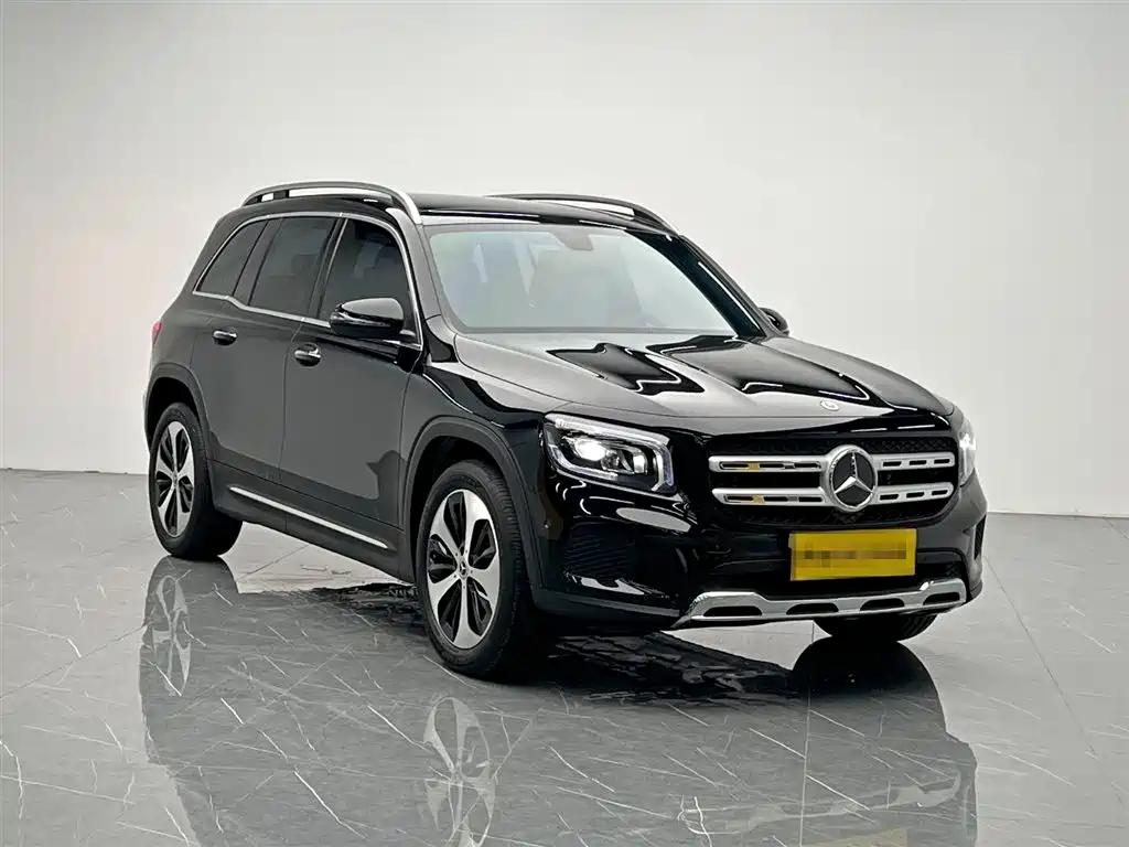 Mercedes-Benz GLB — фото 8