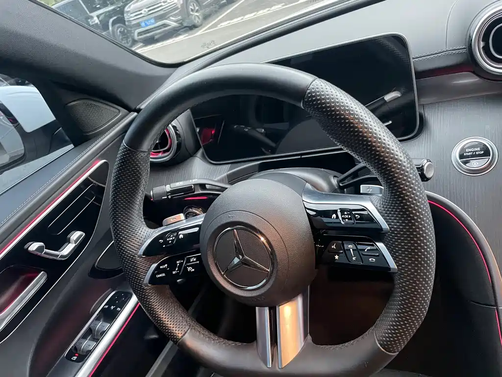 Mercedes-Benz C-Class — фото 14