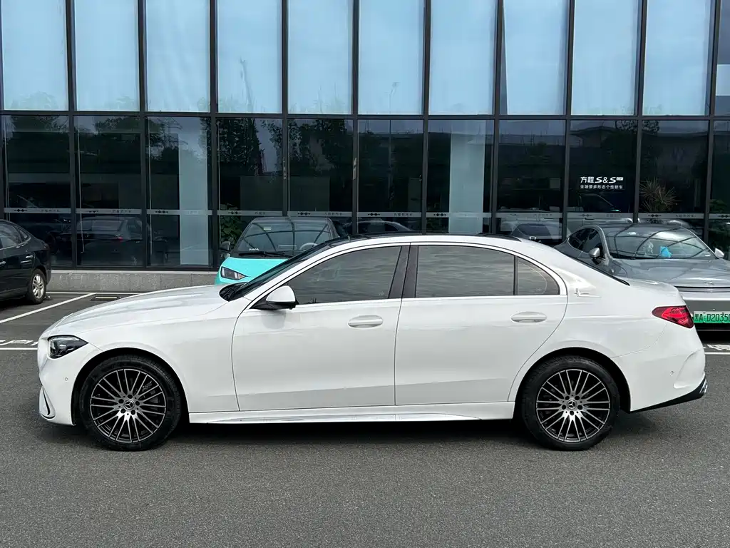 Mercedes-Benz C-Class — фото 4