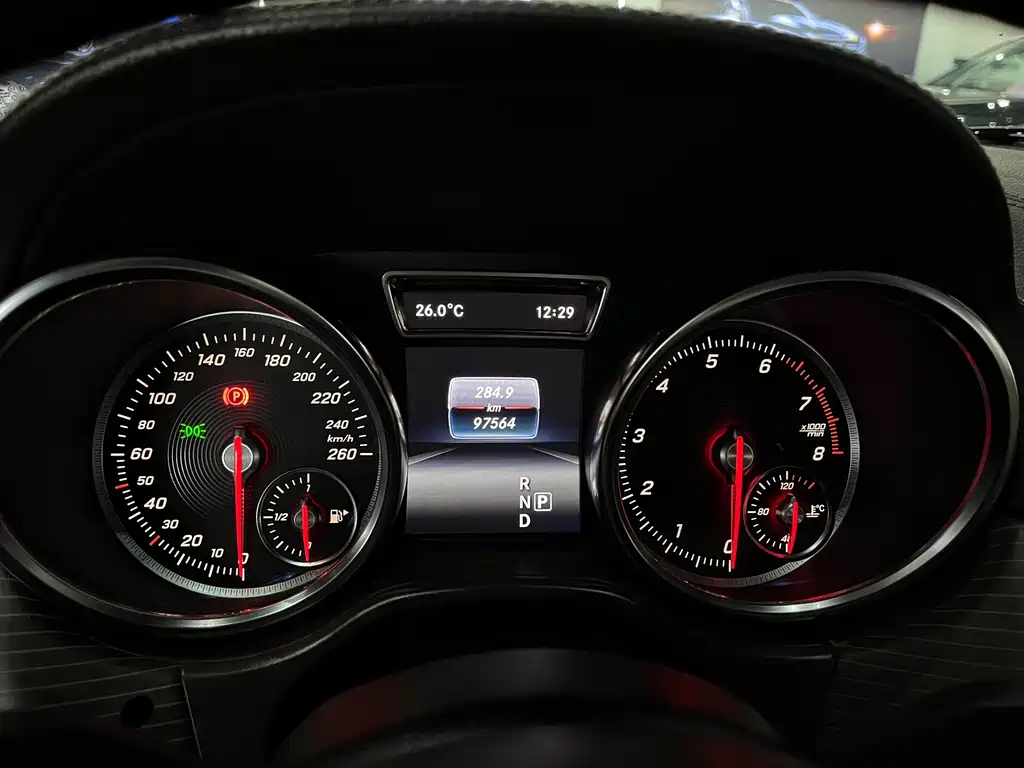 Mercedes-Benz GLE (Import) — фото 15