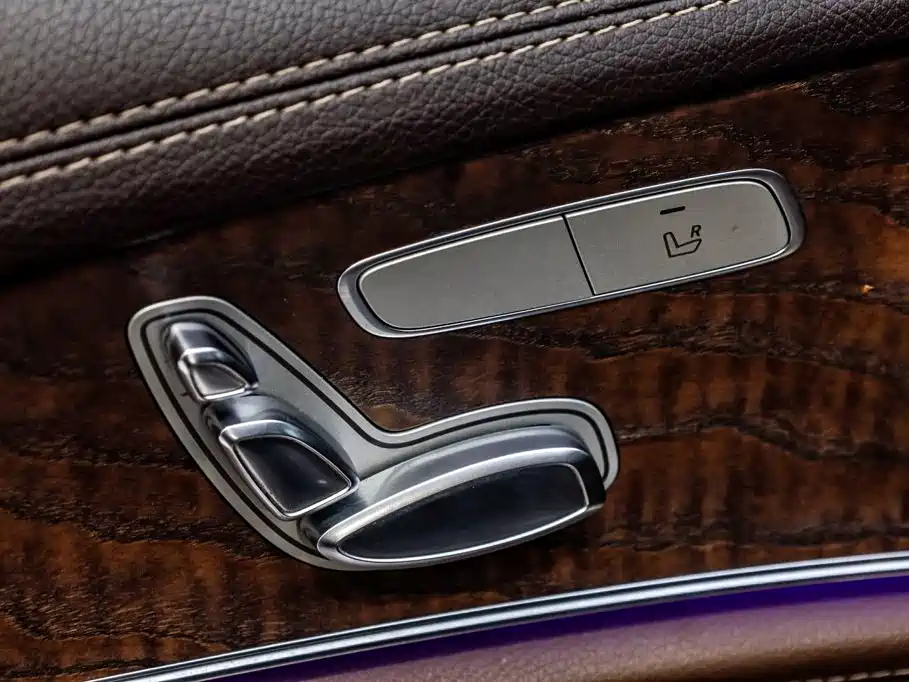Mercedes-Benz E-Class — фото 11