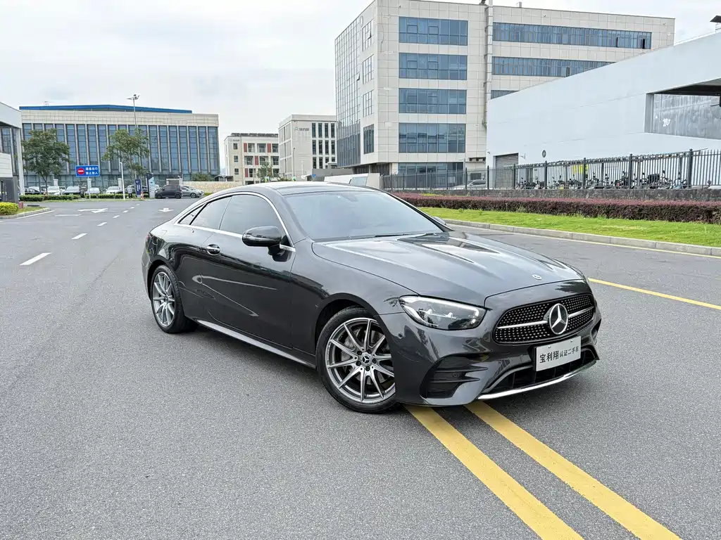 Mercedes-Benz E-Class (Import) — фото 2