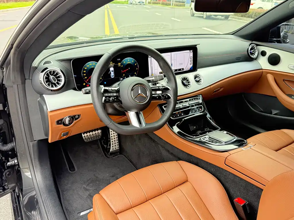 Mercedes-Benz E-Class (Import) — фото 4