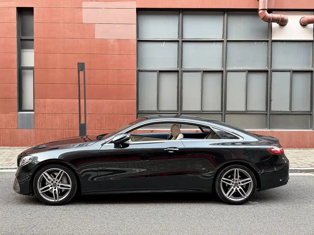 Mercedes-Benz E-Class (Import) — фото 3