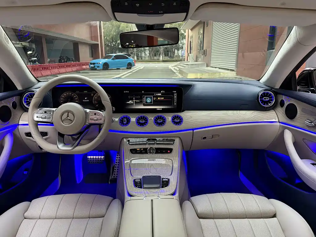 Mercedes-Benz E-Class (Import) — фото 22