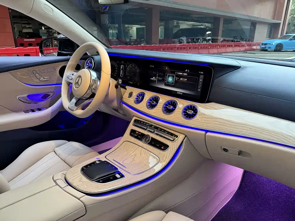 Mercedes-Benz E-Class (Import) — фото 26