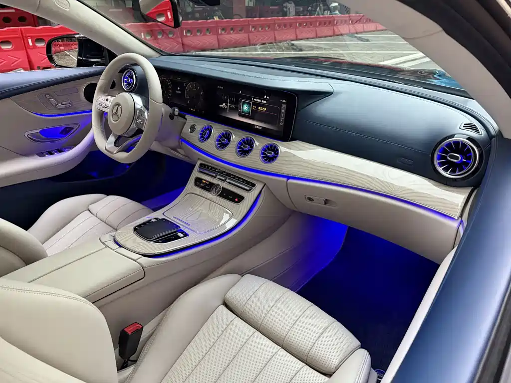 Mercedes-Benz E-Class (Import) — фото 33