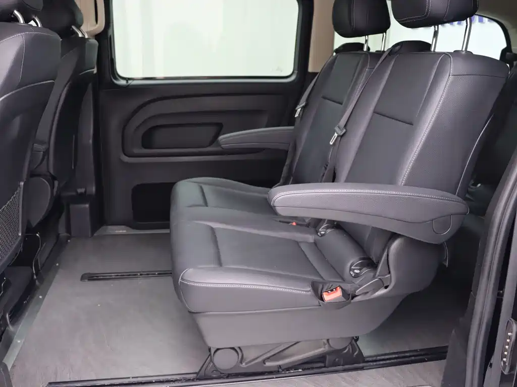 Mercedes-Benz Vito — фото 15