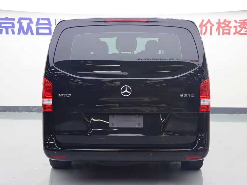 Mercedes-Benz Vito — фото 25