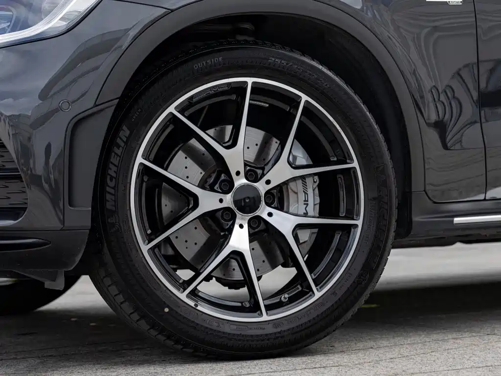 Mercedes-Benz GLC AMG — фото 5