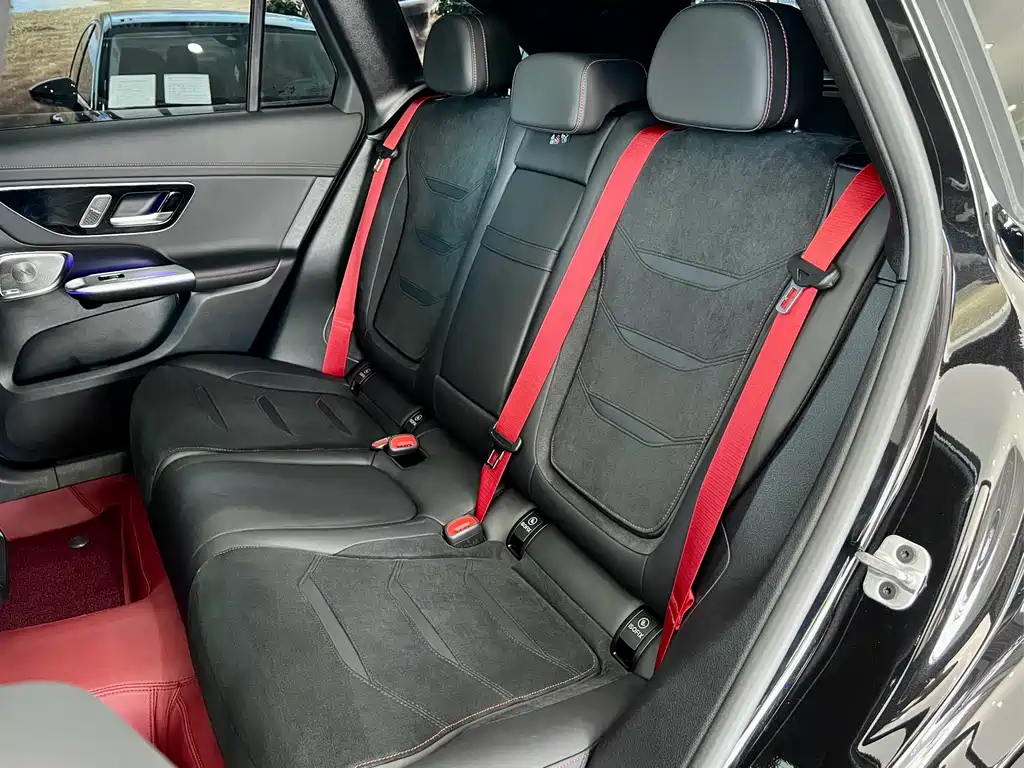 Mercedes-Benz GLC AMG — фото 11