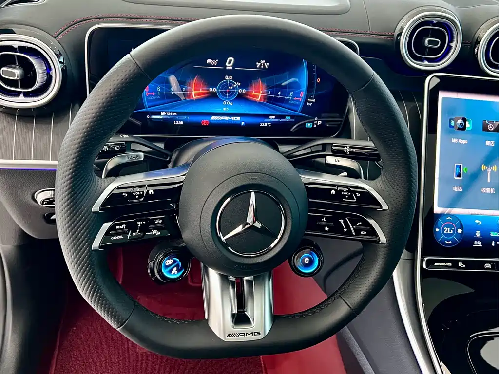 Mercedes-Benz GLC AMG — фото 16