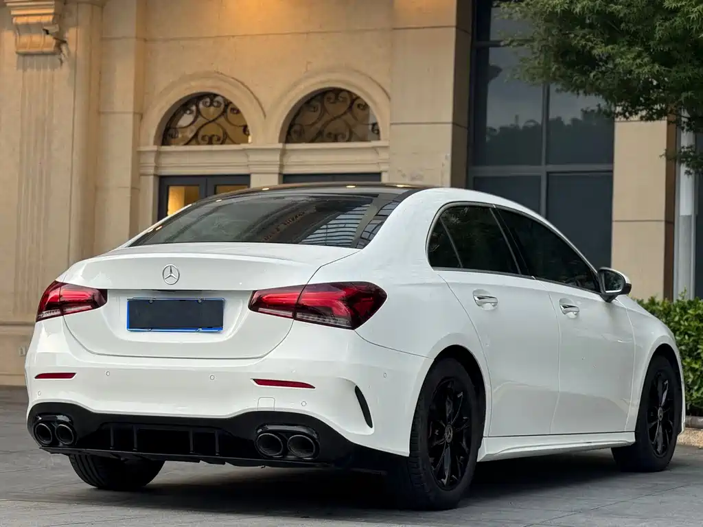 Mercedes-Benz A-Class — фото 10