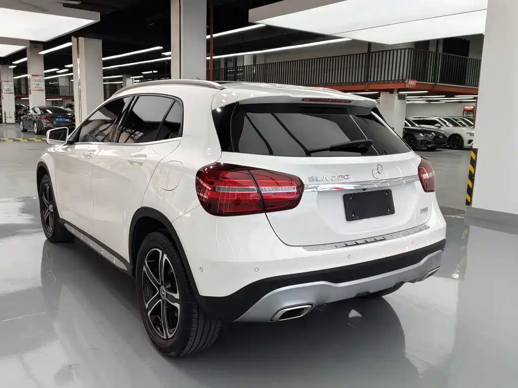 Mercedes-Benz GLA — фото 14