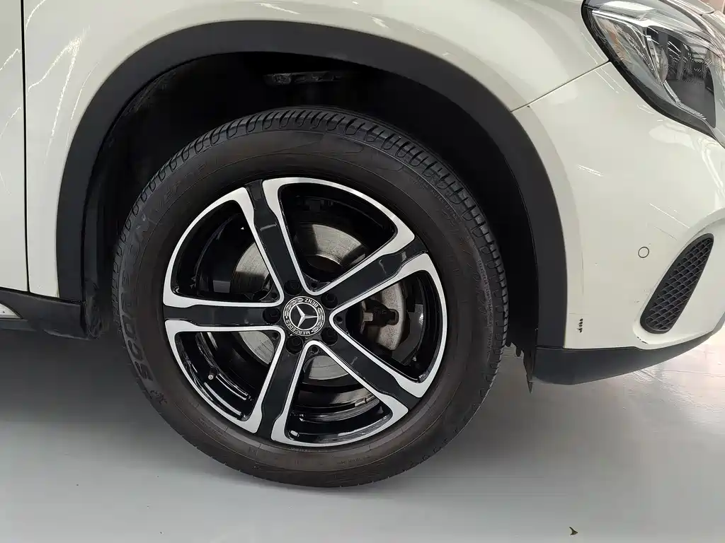 Mercedes-Benz GLA — фото 10