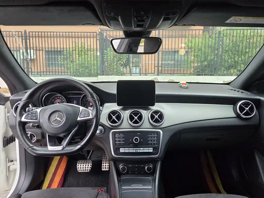Mercedes-Benz CLA (Import) — фото 4