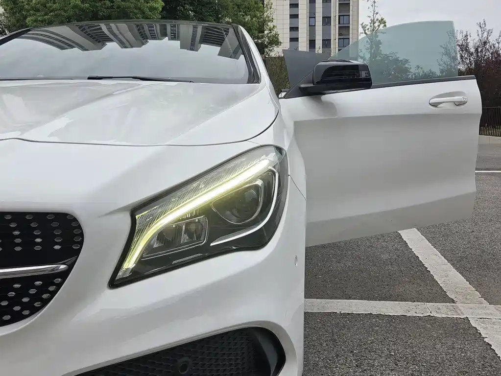 Mercedes-Benz CLA (Import) — фото 10