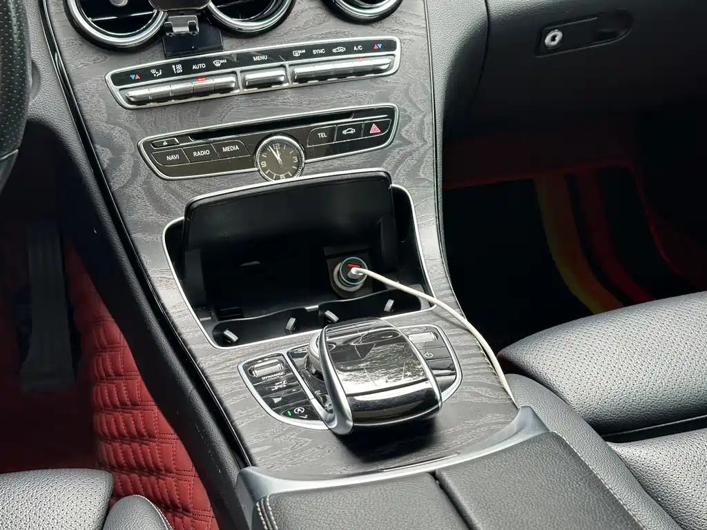 Mercedes-Benz C-Class — фото 15
