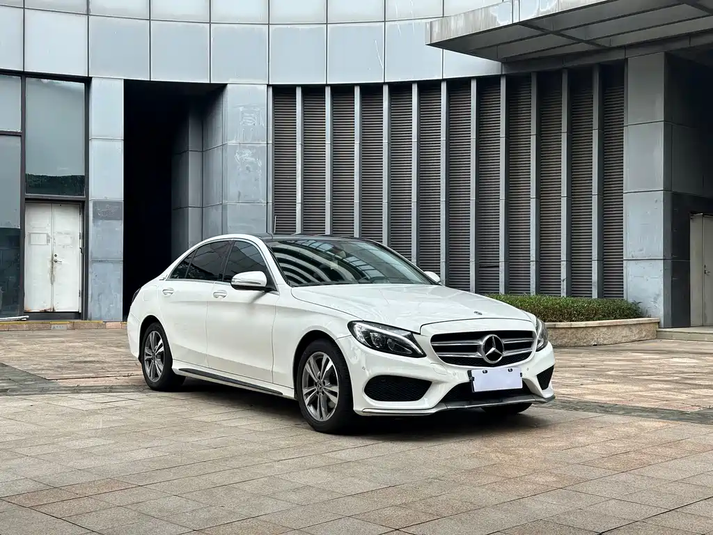 Mercedes-Benz C-Class — фото 3