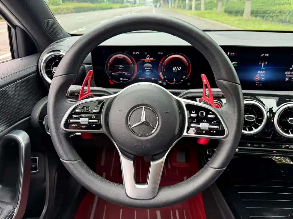 Mercedes-Benz A-Class — фото 13