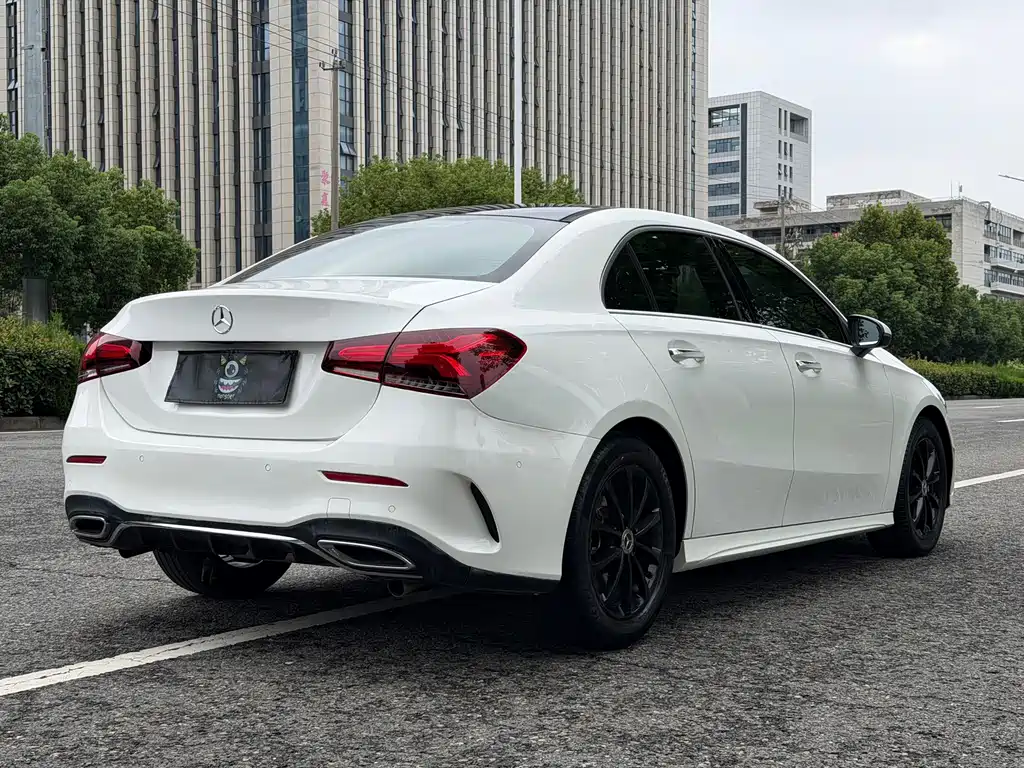Mercedes-Benz A-Class — фото 4