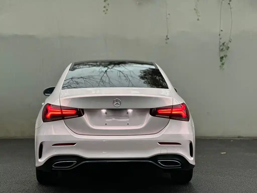 Mercedes-Benz A-Class — фото 8