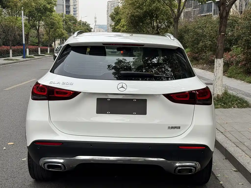 Mercedes-Benz GLA — фото 9