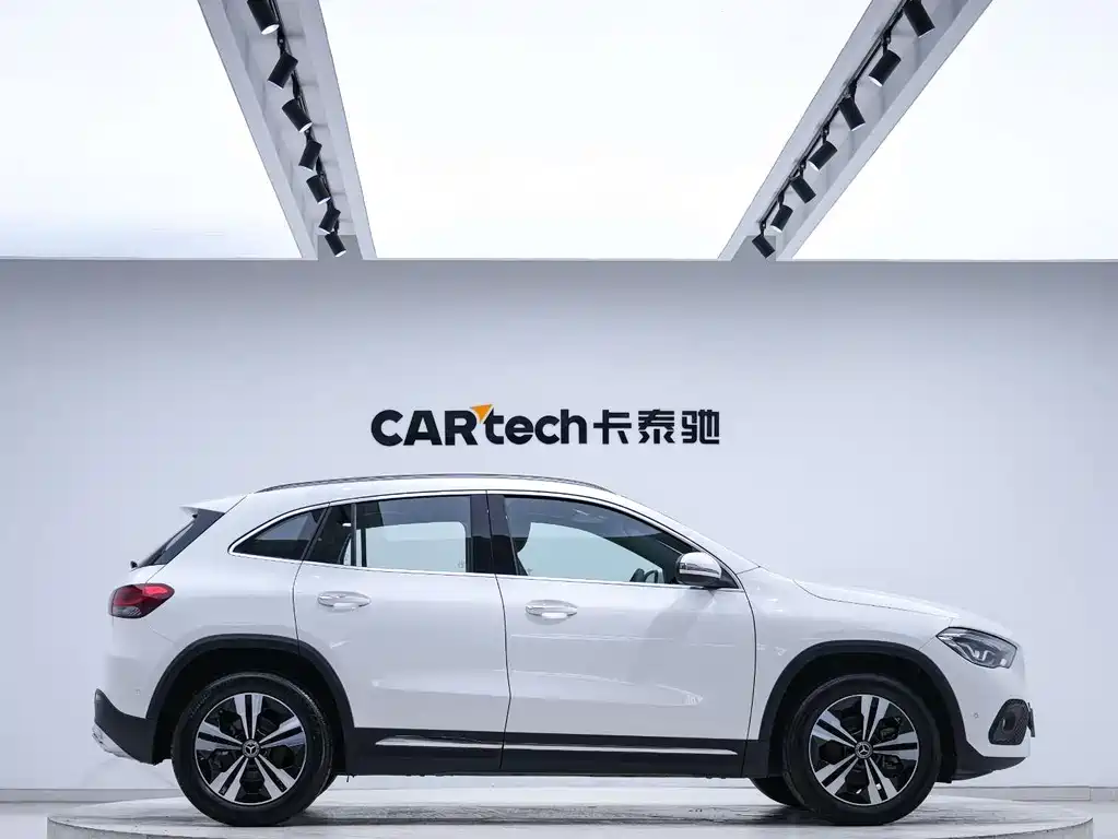 Mercedes-Benz GLA — фото 2