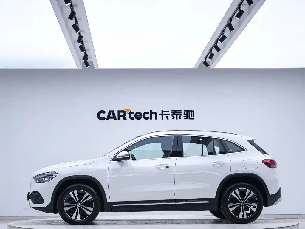 Mercedes-Benz GLA — фото 4