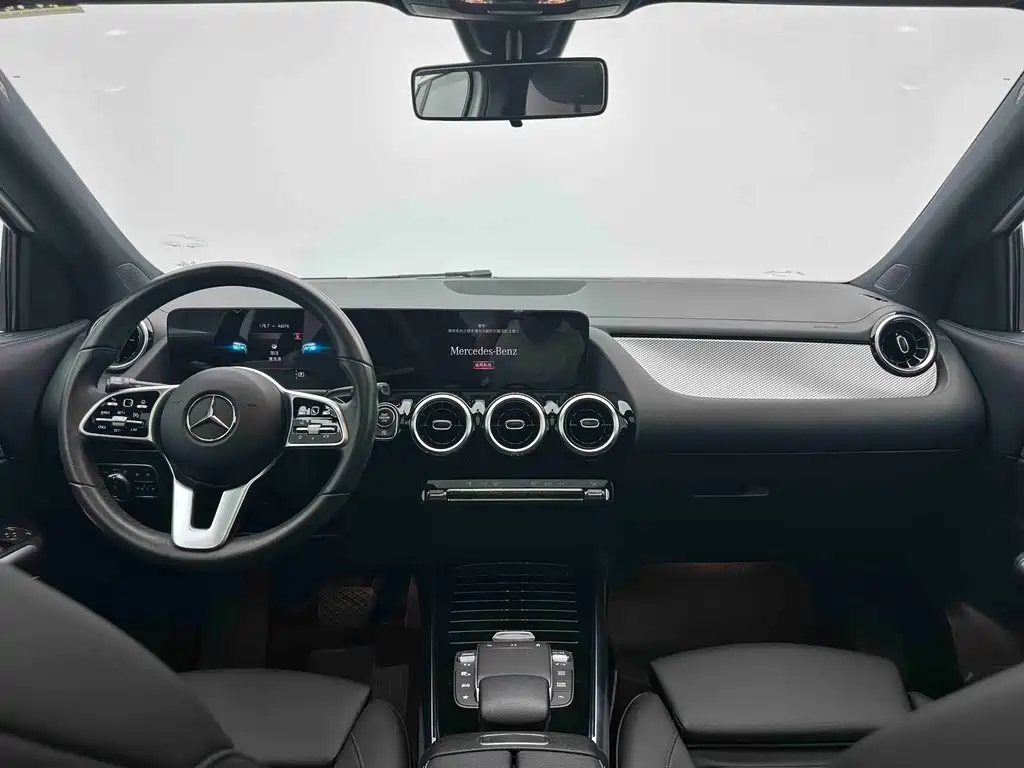 Mercedes-Benz GLA — фото 15