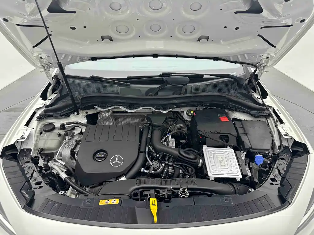 Mercedes-Benz GLA — фото 19