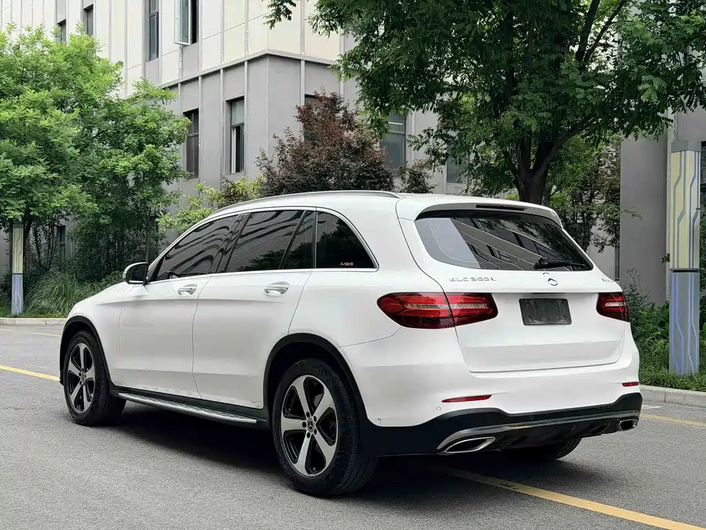 Mercedes-Benz GLC — фото 13