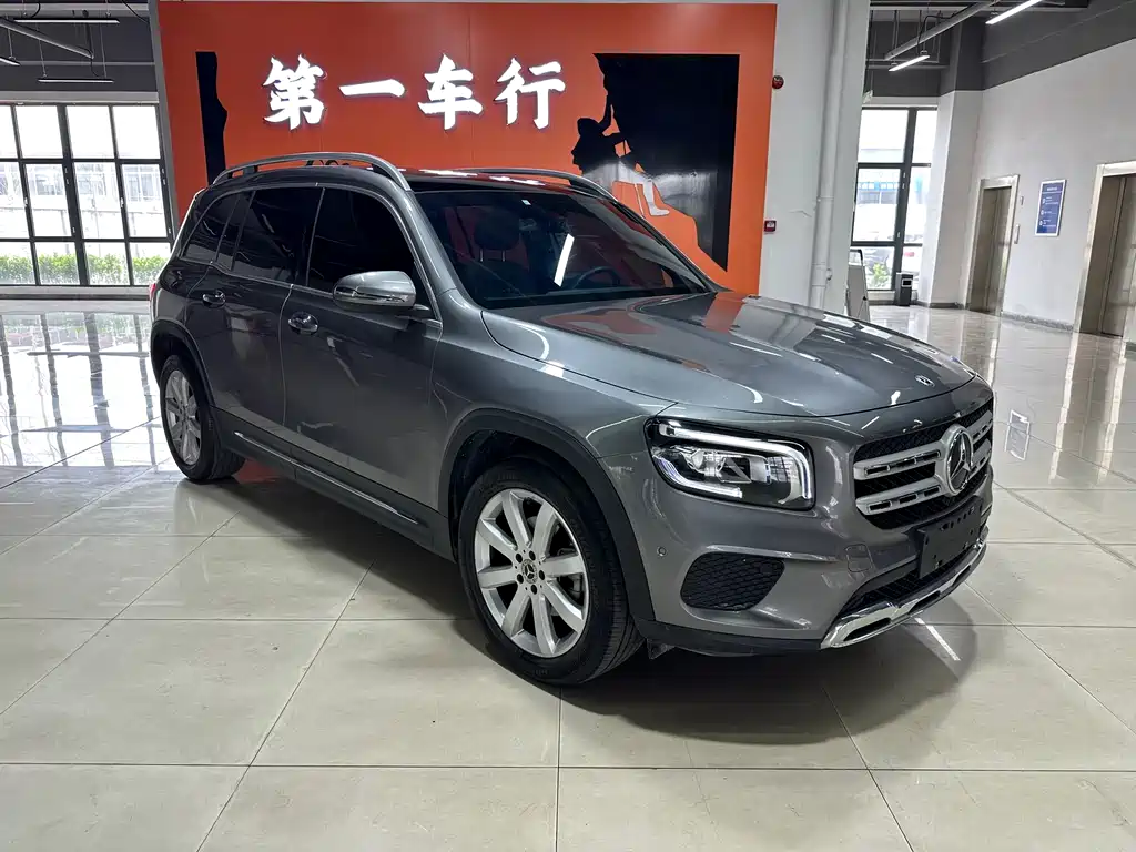 Mercedes-Benz GLB — фото 2