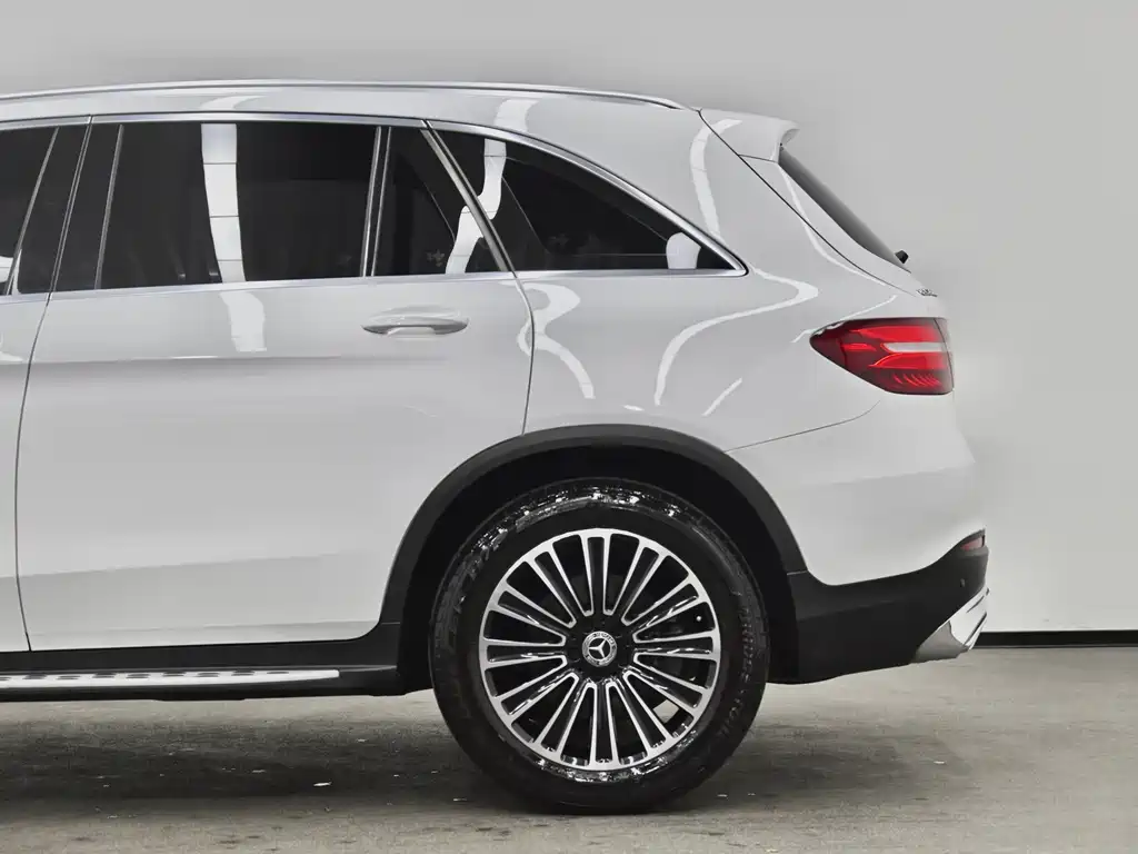 Mercedes-Benz GLC — фото 22