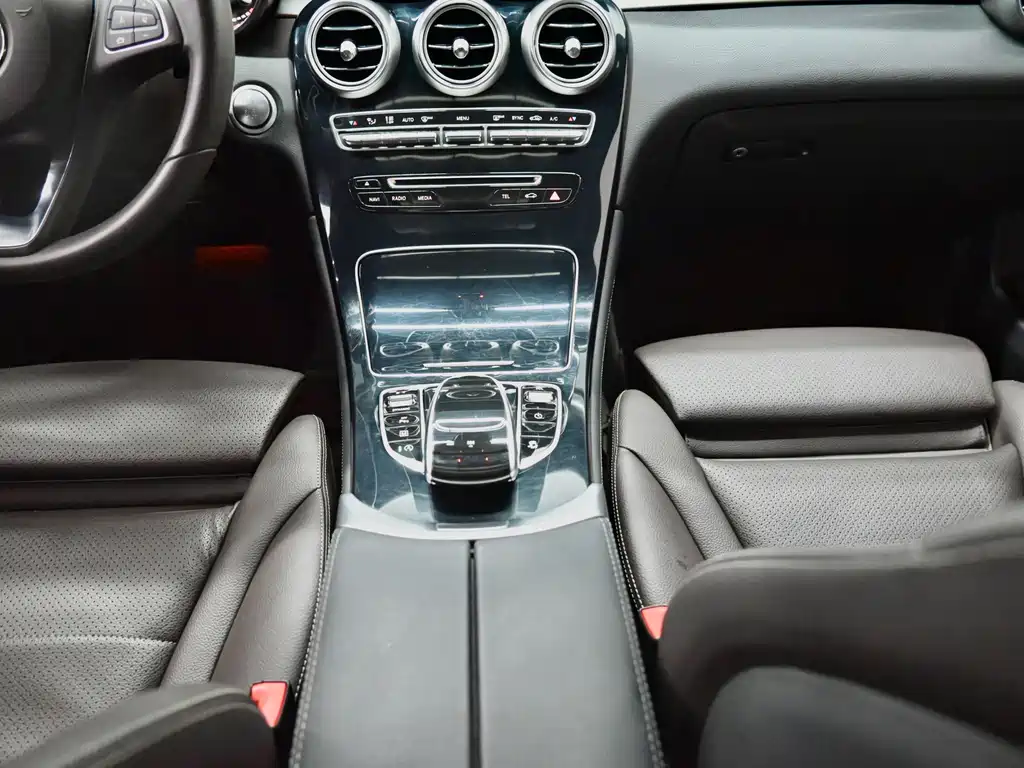 Mercedes-Benz GLC — фото 10