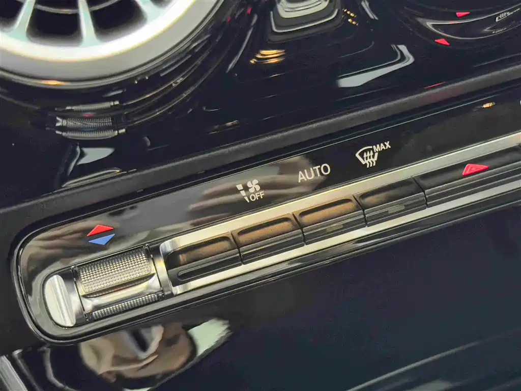 Mercedes-Benz A-Class — фото 18