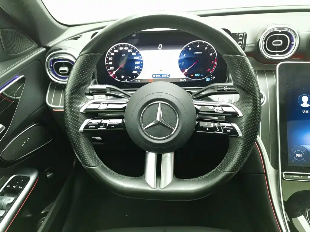 Mercedes-Benz C-Class — фото 11