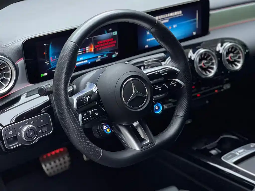 Mercedes-Benz A-Class AMG (Import) — фото 8