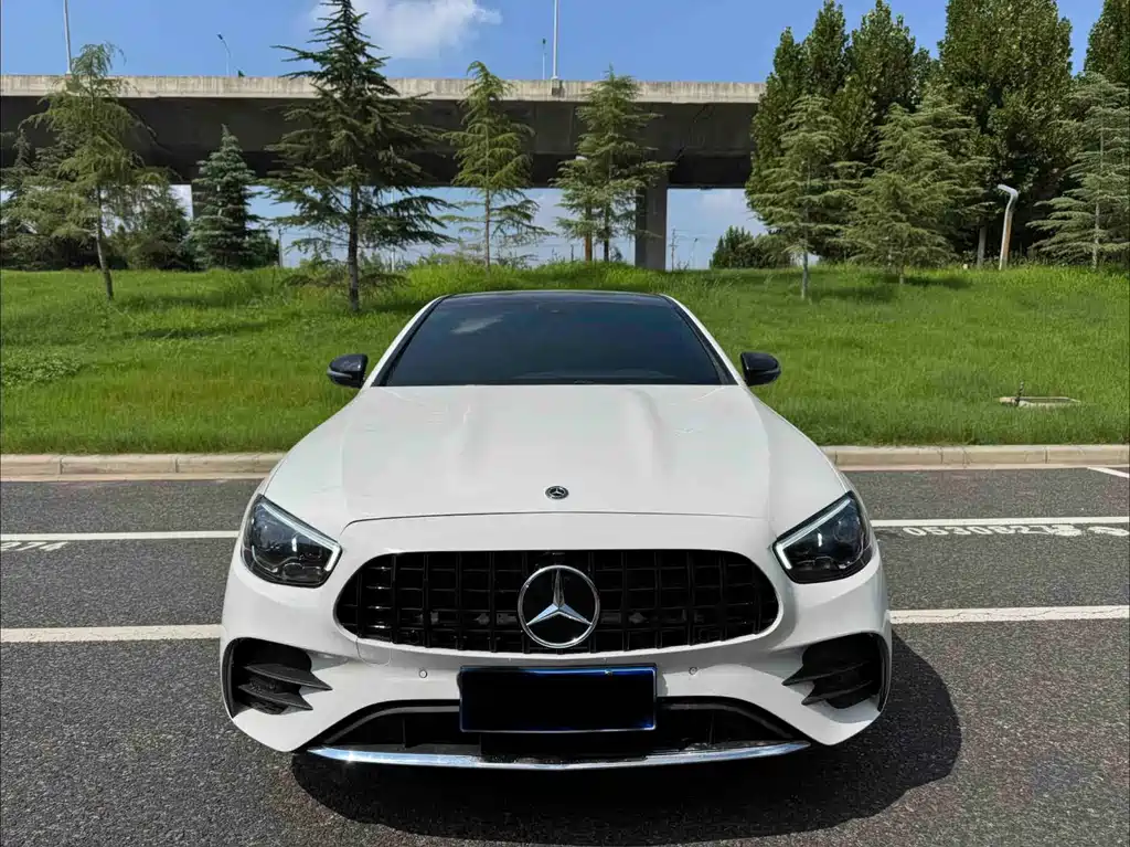 Mercedes-Benz E-Class (Import) — фото 2