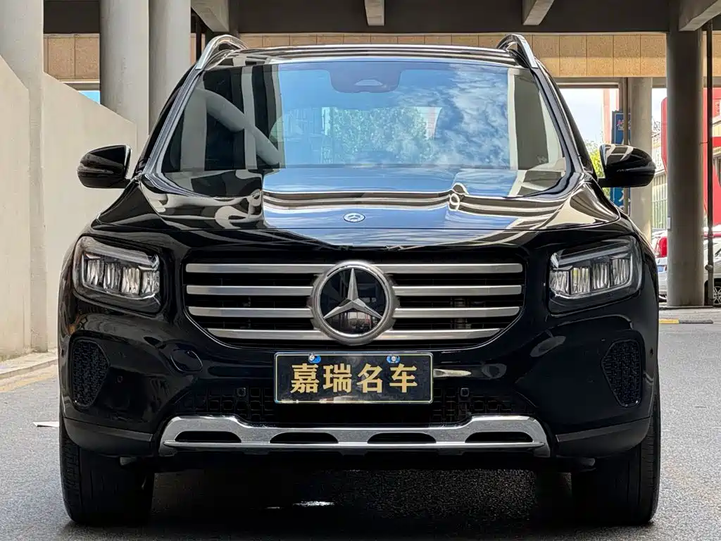 Mercedes-Benz GLB — фото 2