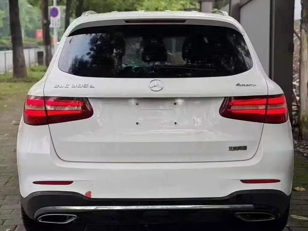 Mercedes-Benz GLC — фото 4