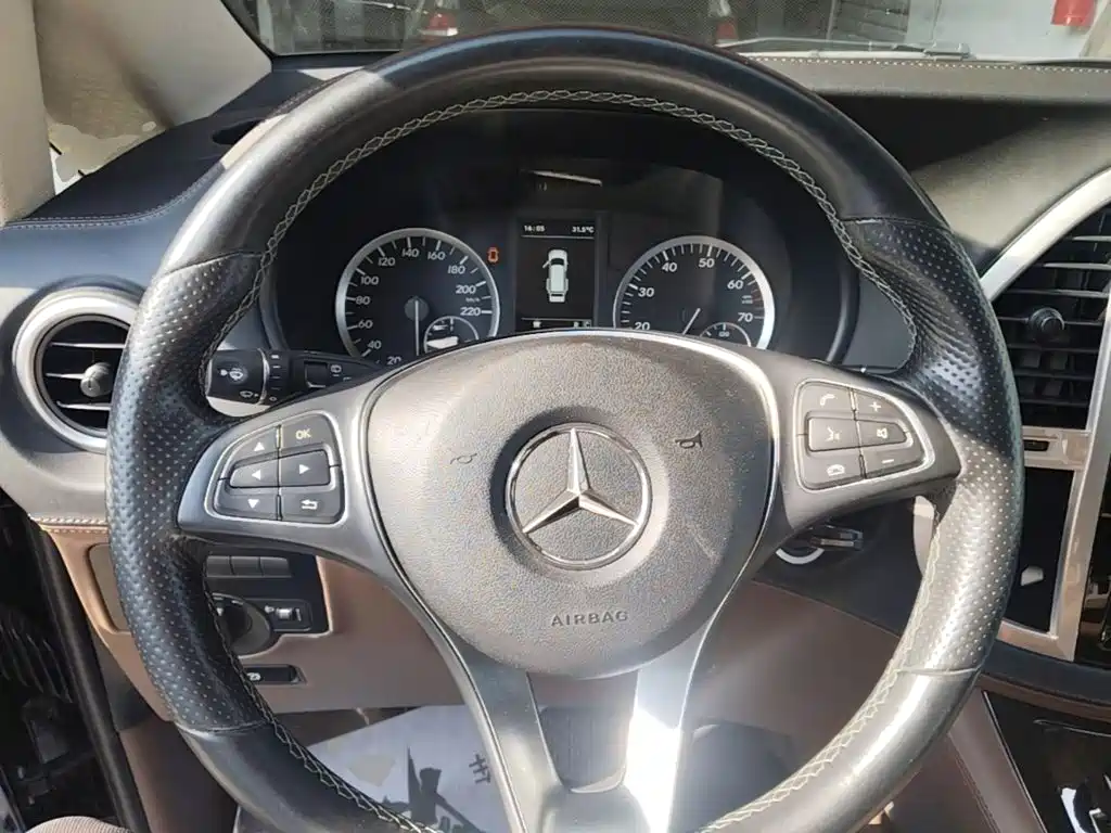 Mercedes-Benz Vito — фото 11