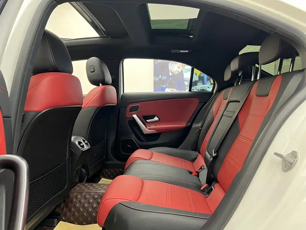 Mercedes-Benz A-Class AMG — фото 18