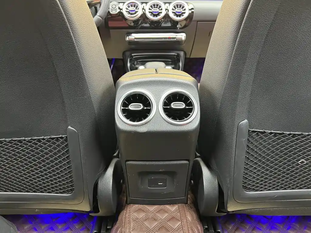 Mercedes-Benz A-Class AMG — фото 25