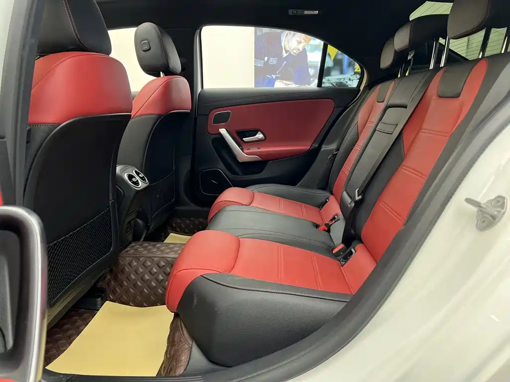 Mercedes-Benz A-Class AMG — фото 28